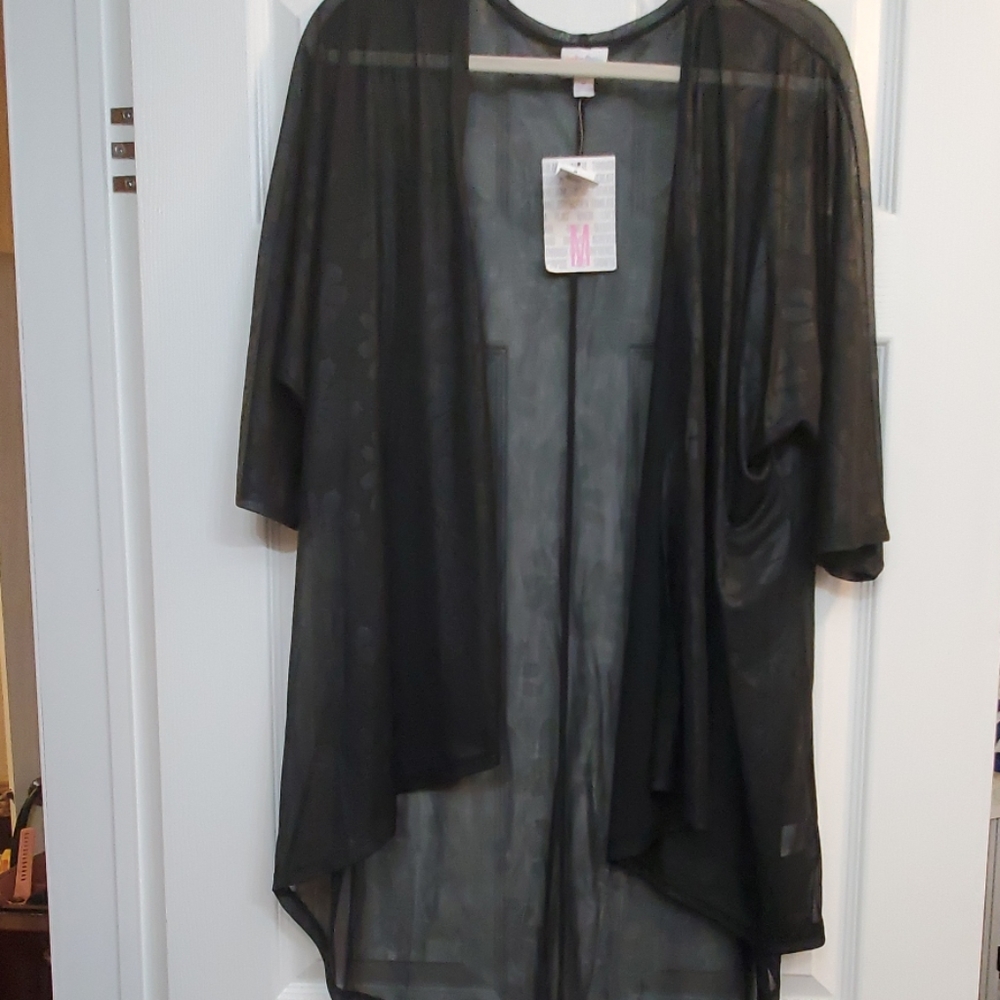 Medium lularoe lindsay